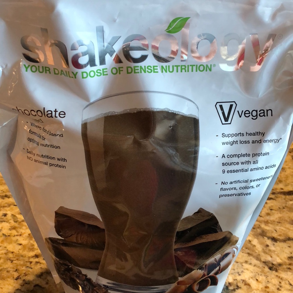 Shakeology + 21 Day Fix Containers